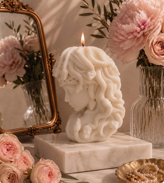 Medusa Candle
