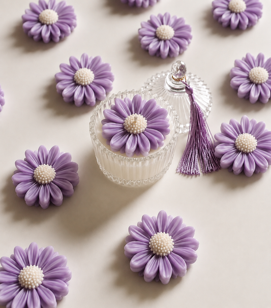 Daisy Candle