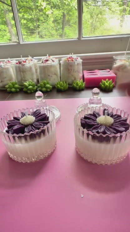 Daisy Candle
